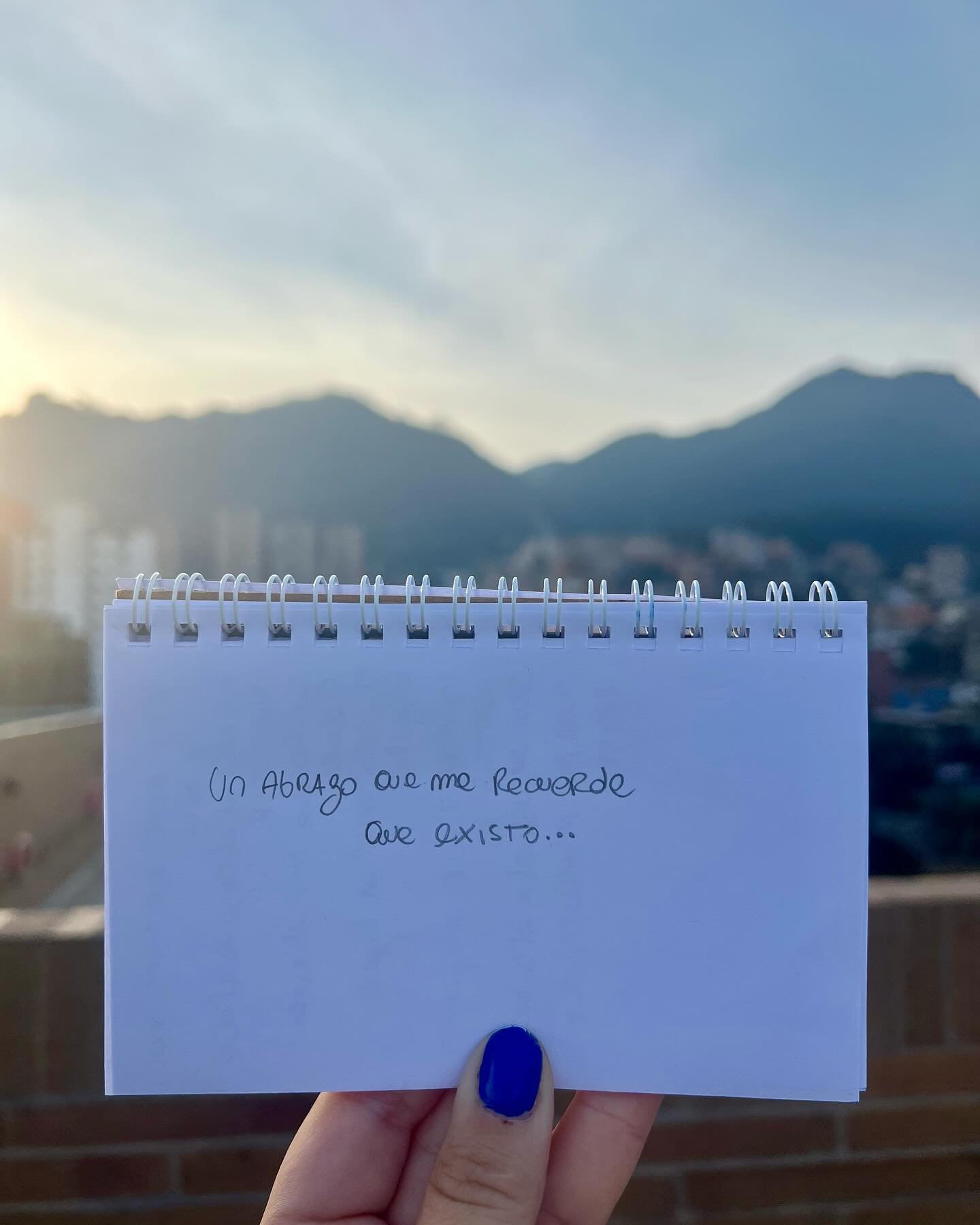 “Un abrazo que me recuerde que existo”